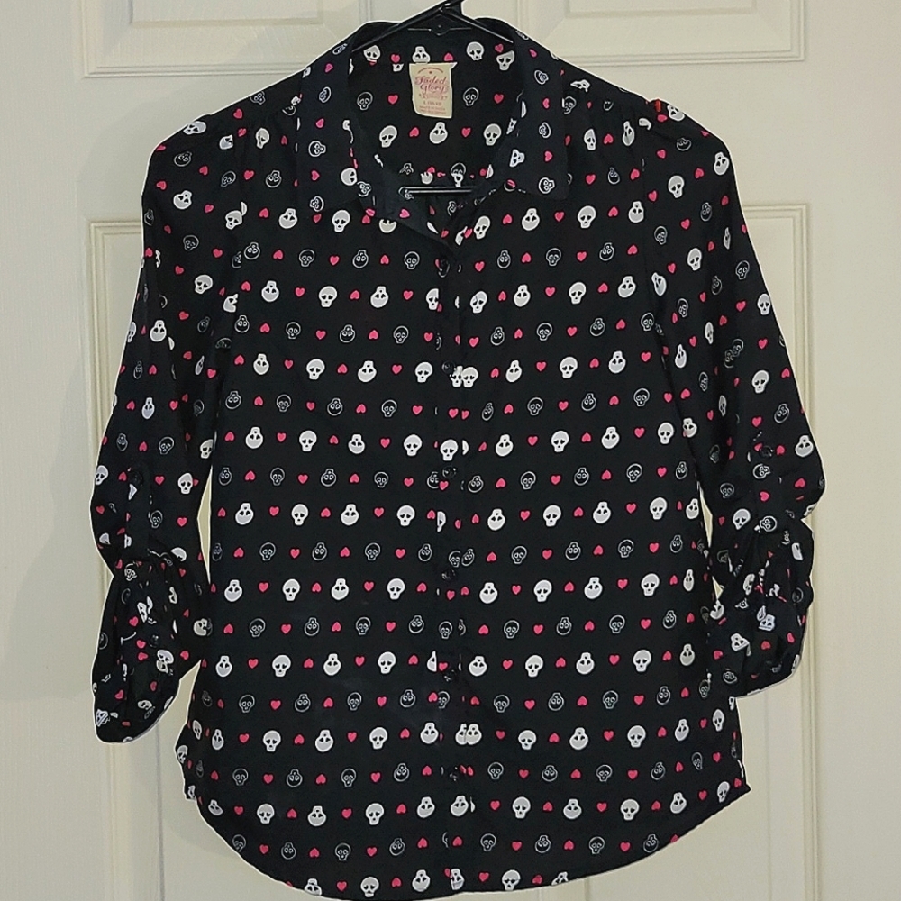 NWOT Skulls & Hearts Collard button up Top girls Size L(10-12) - Picture 2 of 6